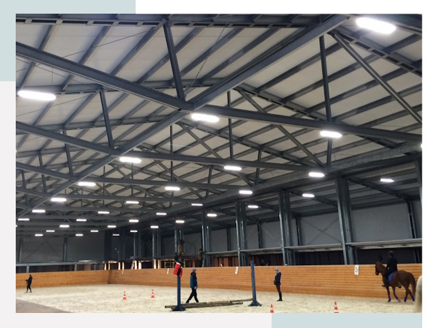 Строительство конных манежей от 607 руб в Калуга